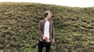 Horny BOY with HUGE DICK (23cm) Jerking OFF OUTDOOR IN THE COLD WEATHER