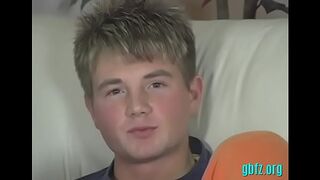 Slender homo rides a fat cock