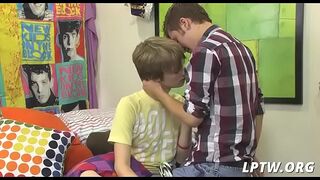 Groaning twink takes a unfathomable one