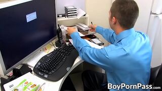 Inked lad assfucks his partner in the doggystyle position