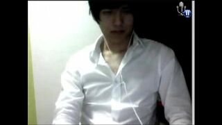 Twinkie Boy on Cam