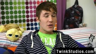 Naked men Kain Lanning is a steamy little stud from Iowa. He