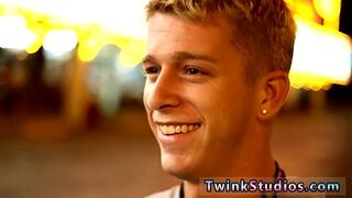 Tube porn boys Kayden Daniels and Preston Andrews are visiting Las