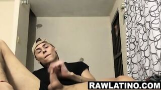 Pretty Zalar Shoots Thick Ropes In A Kinky Solo Show