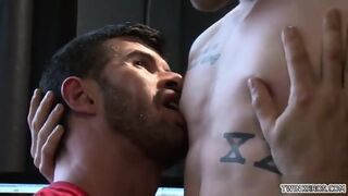 Big Dick Twink Flip Flop With Cumshot