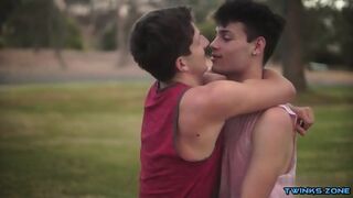 Big Dick Twinks Bareback With Facial Cum