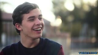Hot Twinks Bareback And Cumshot