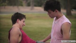 Big Dick Twinks Bareback With Facial Cum