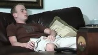 Young Twink Wanks Himself Off