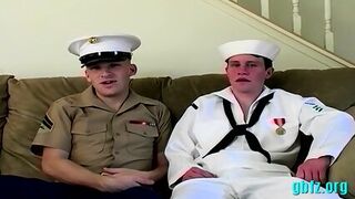 Twink Gives Wet Sucking