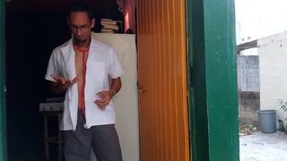 Raba Erre: papito enfermero deja huella y se autocomplace...