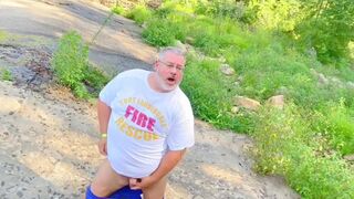 DADDY FIREFIGHTER HAS FUN IN YHE WOODS ON HIS LUNCH BREAK