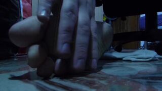 53eu feet size smashes and insults you.