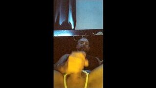 Másturbsndome y gozando rico