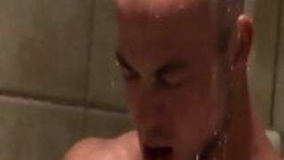 Interracial Gay Facial