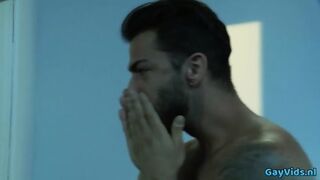 Muscle Bear Interracial And Cumshot