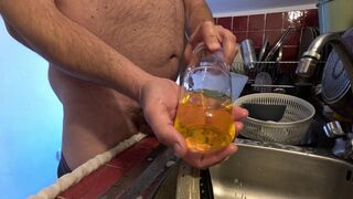 Washing dishes with pee and great cumshot