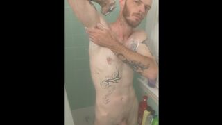 Super clean daddy dick!