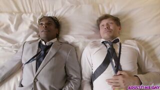 See What Happens When Two Guys Share Hotel Room The Last Night Of Crypto Expo