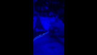 Madrugada masturbándome