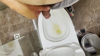 Walking with no shirt and no underwear on the beach