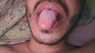 Masturbating under the covers after Christmas Eve