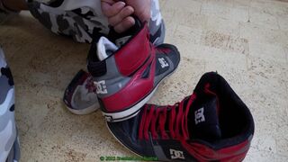 Ripping of the soles of my smelly dc shoes and cumming on them