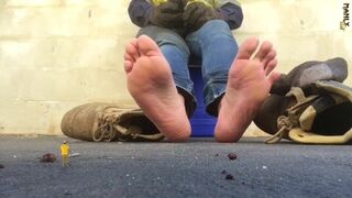 HUGE TRADIE MONSTROUS FEET! - TINY MICRO HUMAN MAN - WATCH OUT FOR THE GIANT CUM LOAD - MANLYFOOT