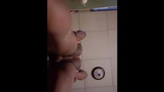 Jacking off and Showing Off