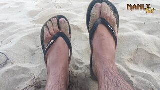 CUM SAND & FLIP FLOPS - PUBLIC NUDIST BEACH - CUM FEET SOCKS SERIES - MANLYFOOT ???? - EPISODE 2