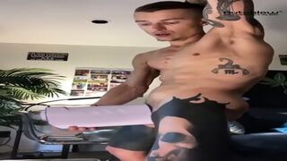 POV Tatted Hoss Kado SHUDDERING With Pleasure Autoblow Ultra Chile
