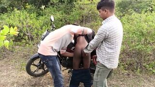 Indian Threesome Gay Movies In Hindi A Young Boy Comes New Zealand